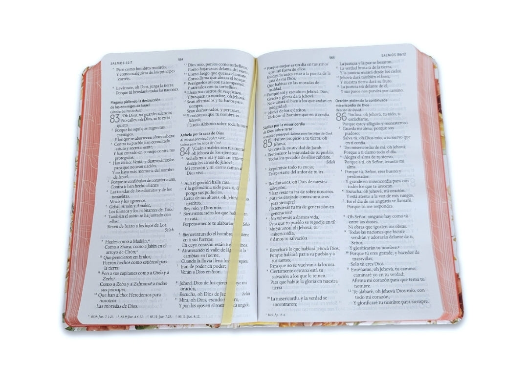 Biblia Tamaño Manual RV1960, tapa dura blanco y coral con canto floral
