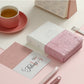Biblia Quinceañera con Cierre y con Caja de Regalo RV1960 imit. piel rosa plateado con índice