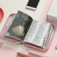 Biblia Quinceañera con Cierre y con Caja de Regalo RV1960 imit. piel rosa plateado con índice