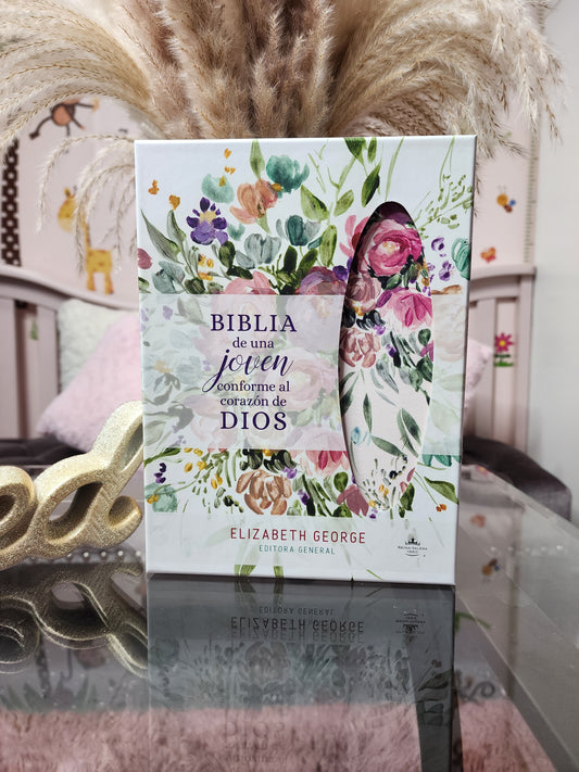 Biblia Devocional de una joven conforme al corazón de Dios RV1960, piel floral