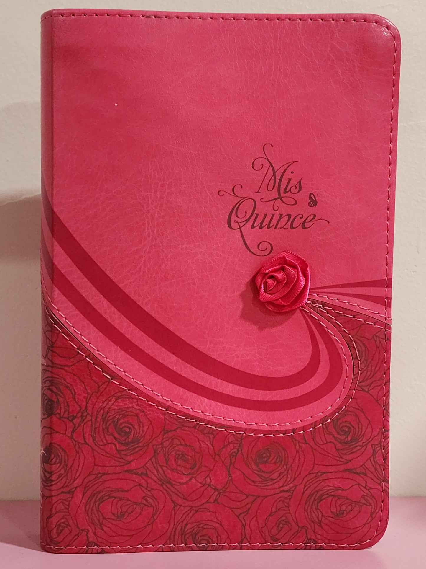 Biblia RV1960 Letra chica, Mis Quince, piel fucsia